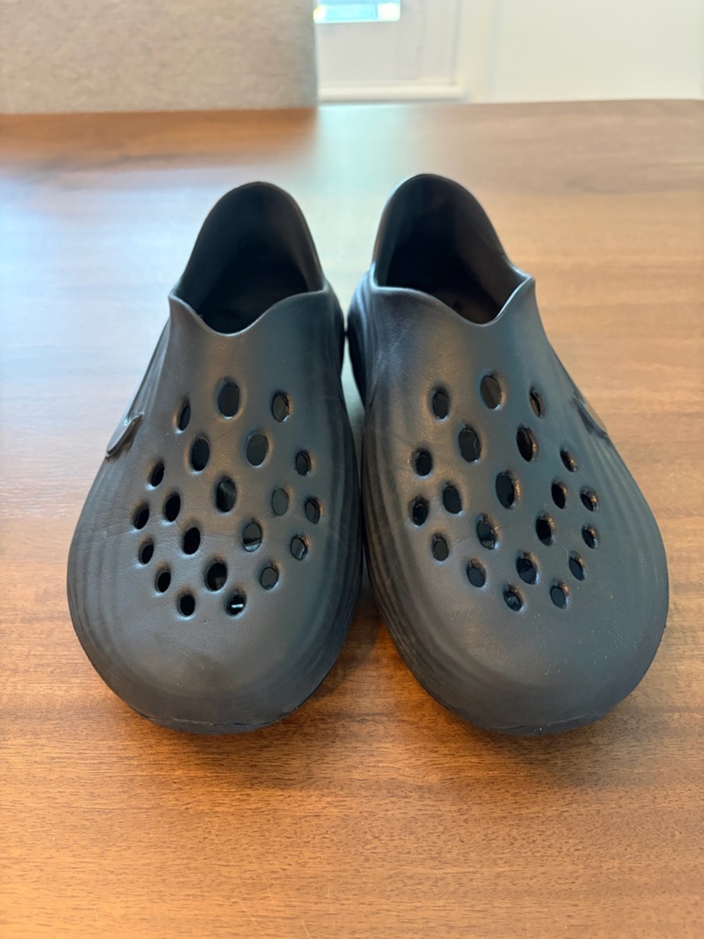 Nike Black Slip-On Ventilated Sandal Clogs